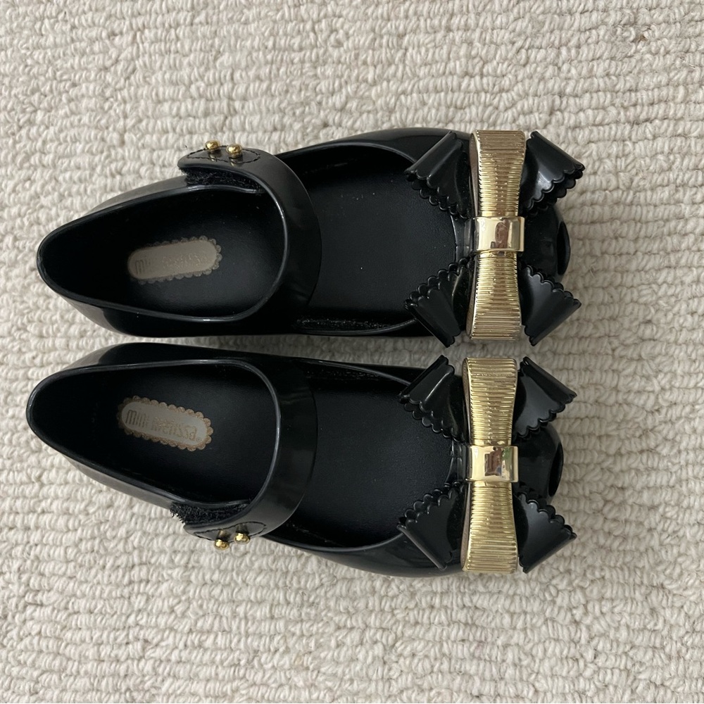 Mini Melissa black with black metallic bow Mary Jane shoes Sz 8